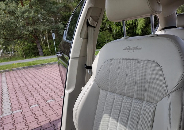 Skoda Superb cena 96500 przebieg: 88000, rok produkcji 2017 z Warszawa małe 781